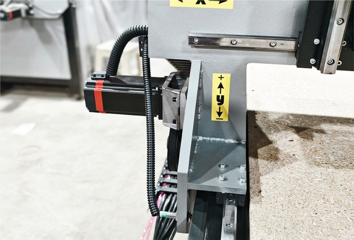 Двухшпиндельный станок с ЧПУ 4000х2000