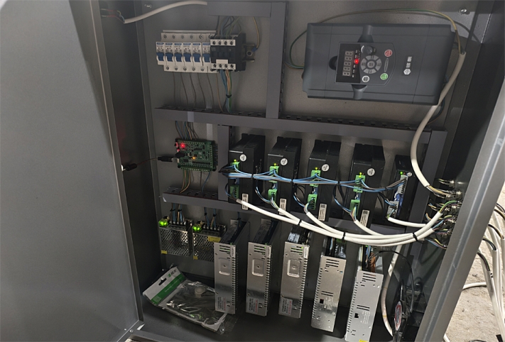 Купить фрезерный ЧПУ станок  STEEPLINE 1200х1200 - станки с чпу SteepLine